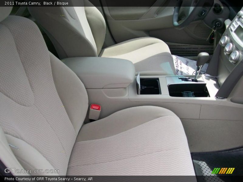 Black / Bisque 2011 Toyota Camry