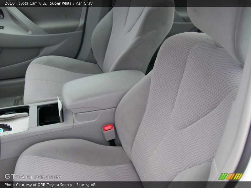 Super White / Ash Gray 2010 Toyota Camry LE