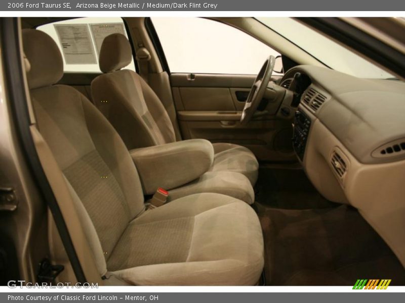 Arizona Beige Metallic / Medium/Dark Flint Grey 2006 Ford Taurus SE