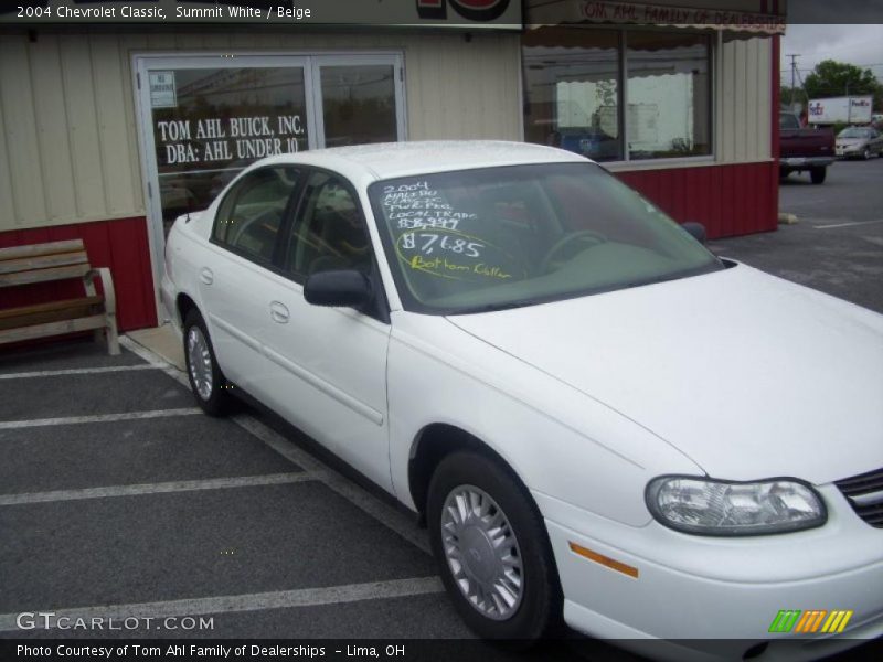 Summit White / Beige 2004 Chevrolet Classic