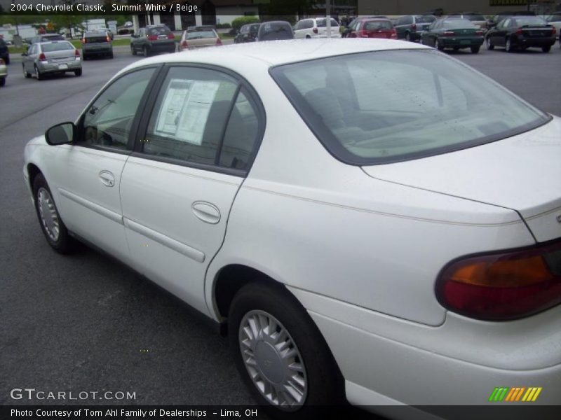 Summit White / Beige 2004 Chevrolet Classic