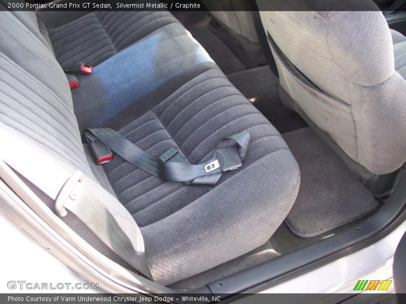 Silvermist Metallic / Graphite 2000 Pontiac Grand Prix GT Sedan