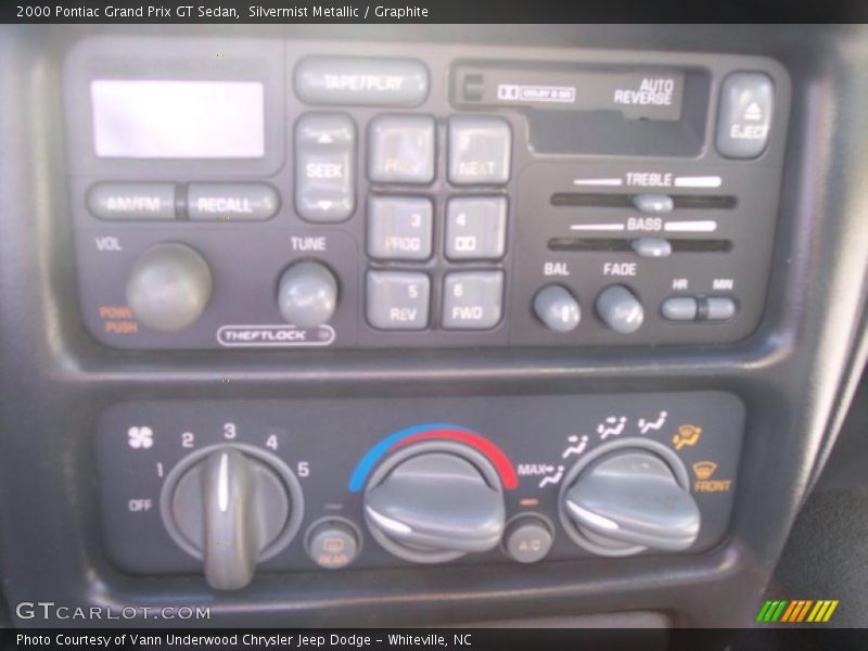 Silvermist Metallic / Graphite 2000 Pontiac Grand Prix GT Sedan