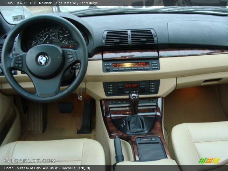 Kalahari Beige Metallic / Sand Beige 2005 BMW X5 3.0i