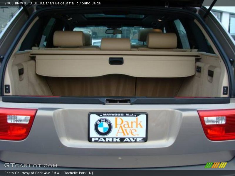 Kalahari Beige Metallic / Sand Beige 2005 BMW X5 3.0i