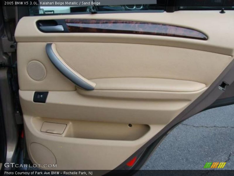 Kalahari Beige Metallic / Sand Beige 2005 BMW X5 3.0i