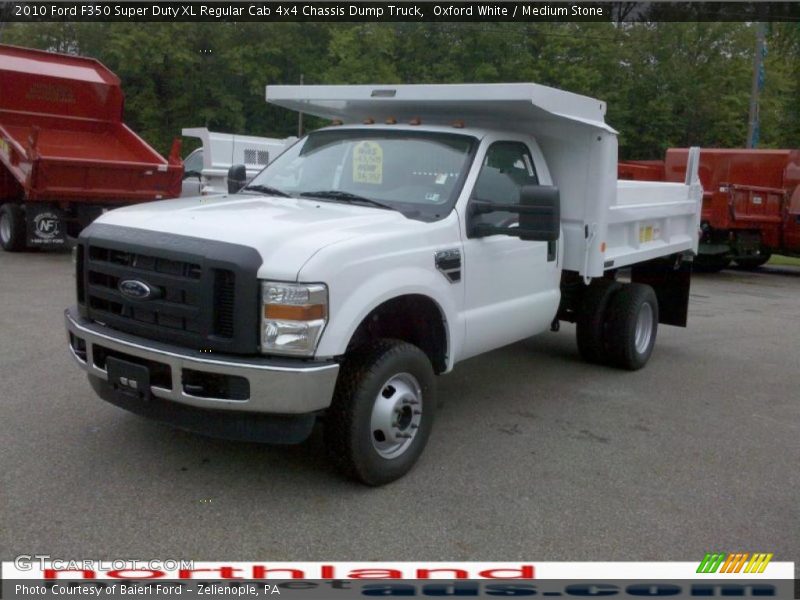 Oxford White / Medium Stone 2010 Ford F350 Super Duty XL Regular Cab 4x4 Chassis Dump Truck