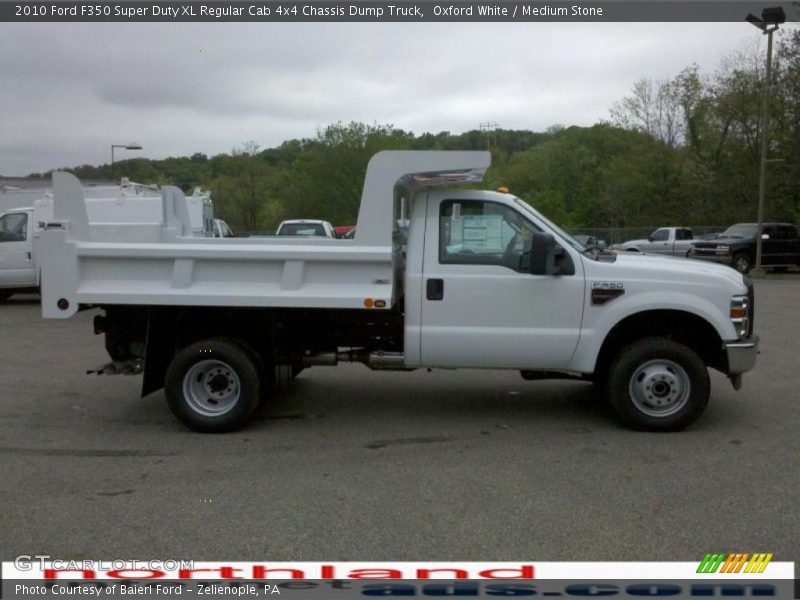 Oxford White / Medium Stone 2010 Ford F350 Super Duty XL Regular Cab 4x4 Chassis Dump Truck