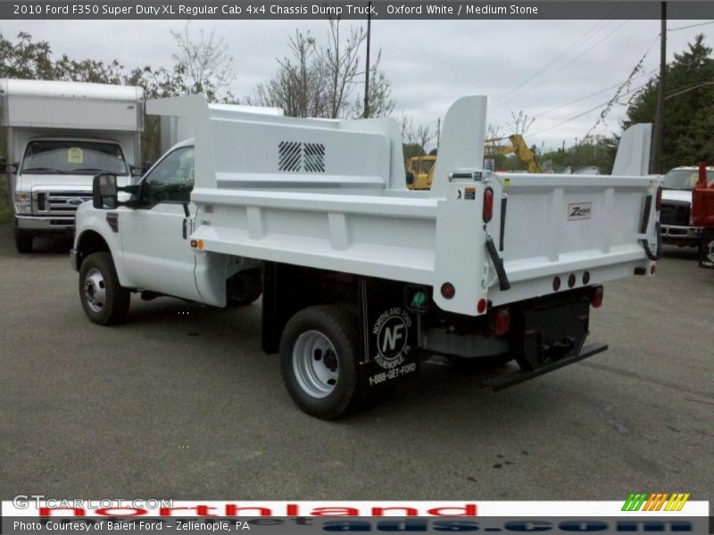 Oxford White / Medium Stone 2010 Ford F350 Super Duty XL Regular Cab 4x4 Chassis Dump Truck