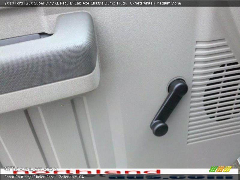 Oxford White / Medium Stone 2010 Ford F350 Super Duty XL Regular Cab 4x4 Chassis Dump Truck