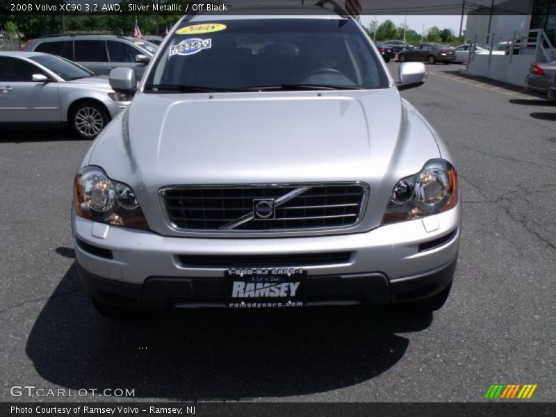 Silver Metallic / Off Black 2008 Volvo XC90 3.2 AWD