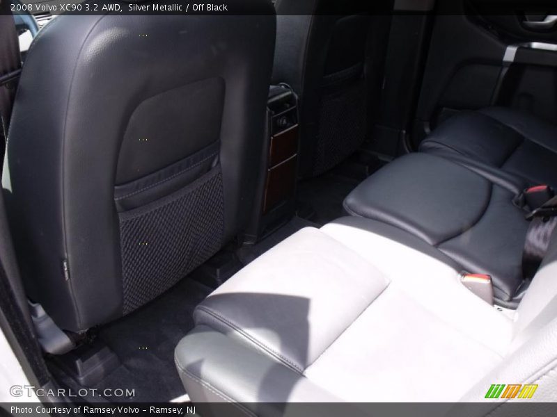Silver Metallic / Off Black 2008 Volvo XC90 3.2 AWD