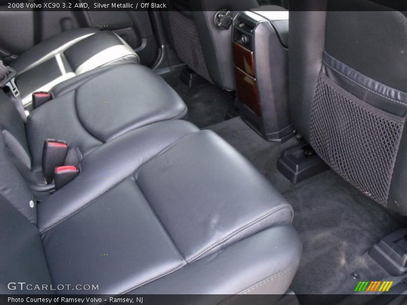 Silver Metallic / Off Black 2008 Volvo XC90 3.2 AWD