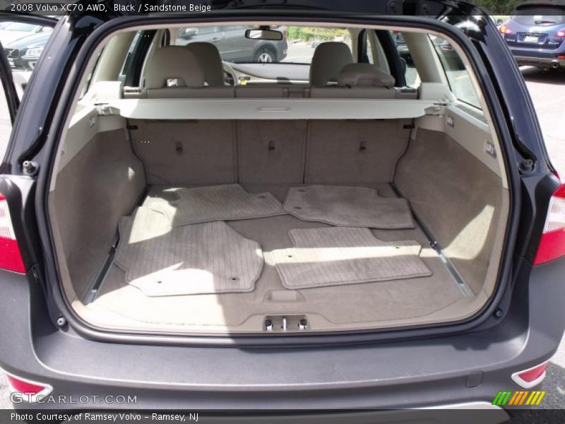 Black / Sandstone Beige 2008 Volvo XC70 AWD