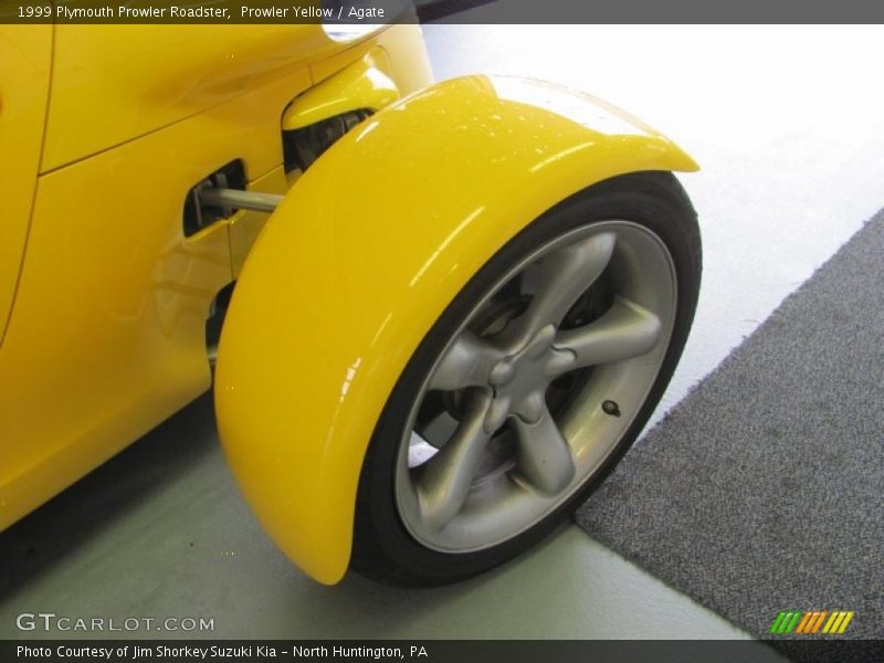 Prowler Yellow / Agate 1999 Plymouth Prowler Roadster