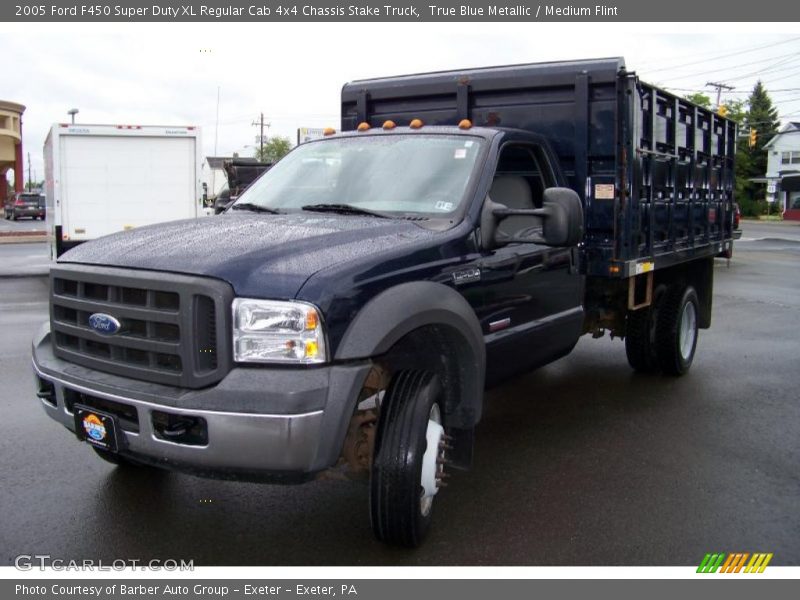 True Blue Metallic / Medium Flint 2005 Ford F450 Super Duty XL Regular Cab 4x4 Chassis Stake Truck