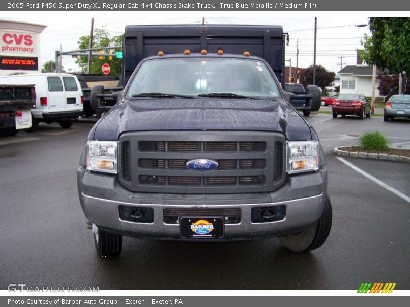 True Blue Metallic / Medium Flint 2005 Ford F450 Super Duty XL Regular Cab 4x4 Chassis Stake Truck