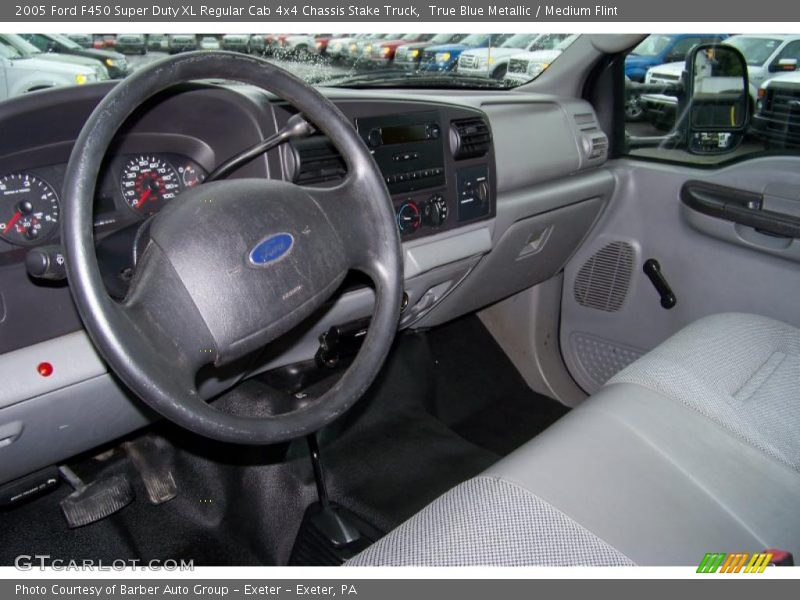 True Blue Metallic / Medium Flint 2005 Ford F450 Super Duty XL Regular Cab 4x4 Chassis Stake Truck