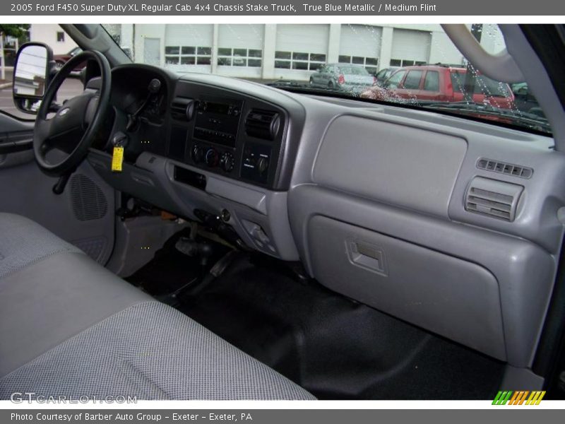 True Blue Metallic / Medium Flint 2005 Ford F450 Super Duty XL Regular Cab 4x4 Chassis Stake Truck