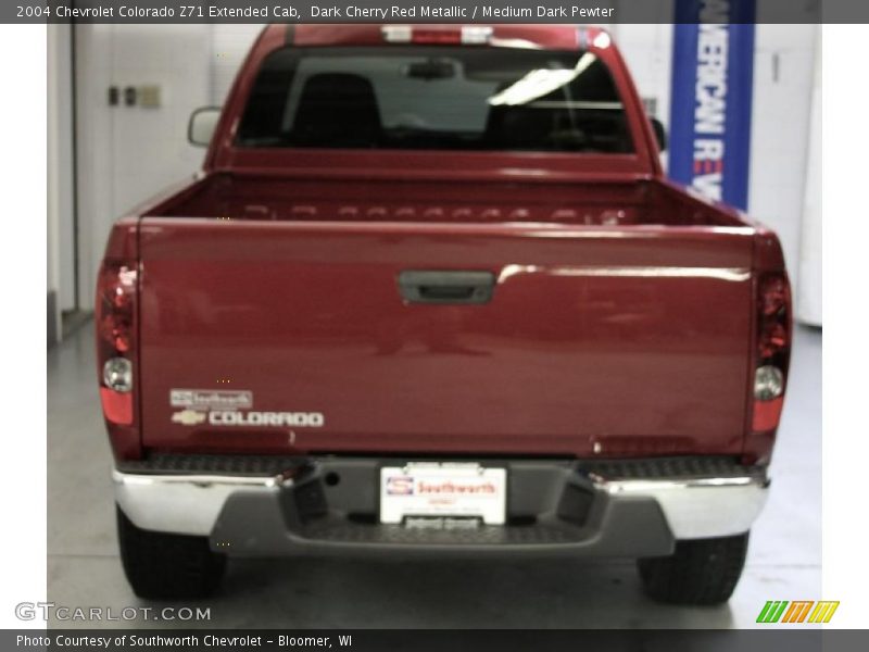 Dark Cherry Red Metallic / Medium Dark Pewter 2004 Chevrolet Colorado Z71 Extended Cab