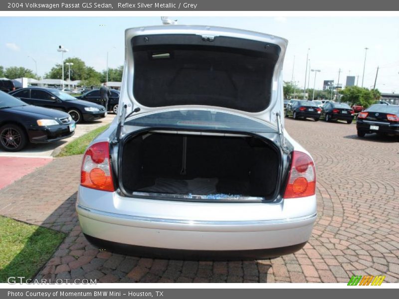 Reflex Silver Metallic / Grey 2004 Volkswagen Passat GLS Sedan