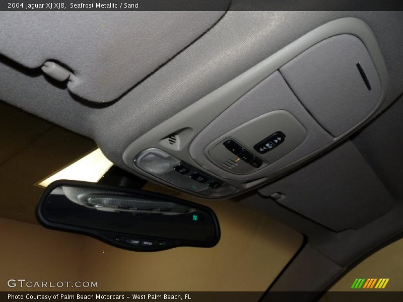 Seafrost Metallic / Sand 2004 Jaguar XJ XJ8