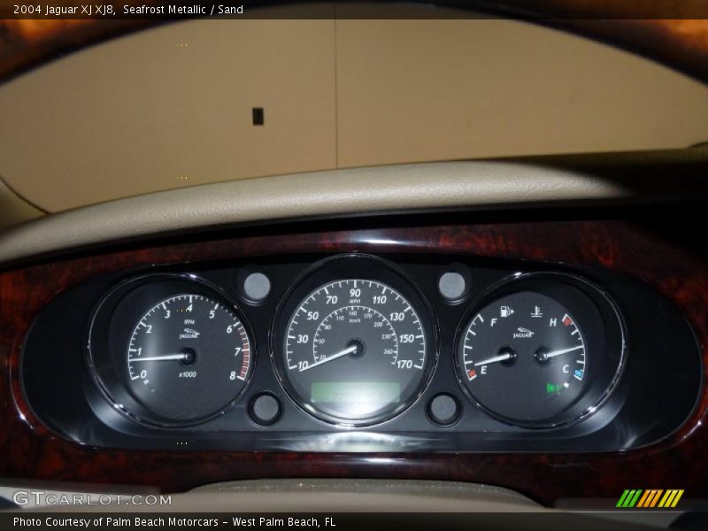 Seafrost Metallic / Sand 2004 Jaguar XJ XJ8