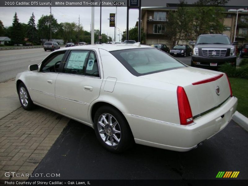 White Diamond Tri-coat / Shale/Cocoa 2010 Cadillac DTS Luxury