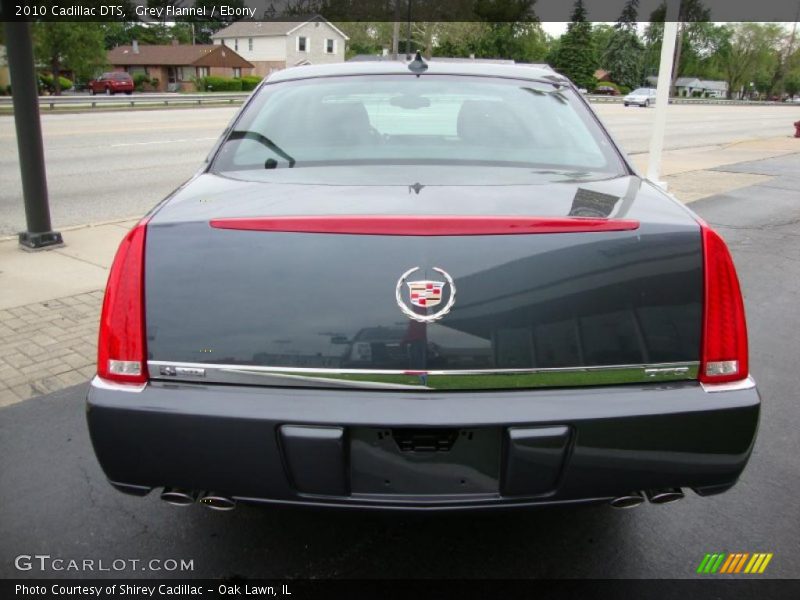 Grey Flannel / Ebony 2010 Cadillac DTS