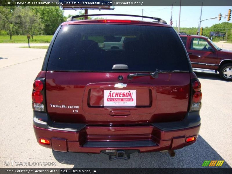 Majestic Red Metallic / Light Cashmere/Ebony 2005 Chevrolet TrailBlazer LS 4x4