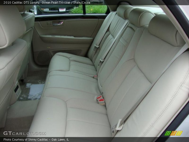 Ocean Pearl Tri-coat / Shale/Cocoa 2010 Cadillac DTS Luxury