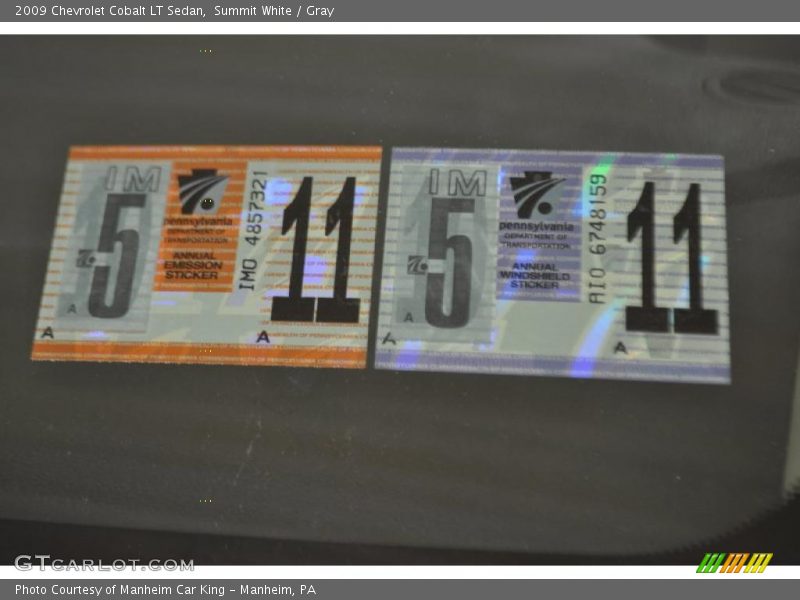 Summit White / Gray 2009 Chevrolet Cobalt LT Sedan