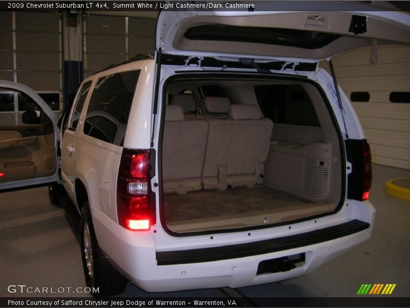 Summit White / Light Cashmere/Dark Cashmere 2009 Chevrolet Suburban LT 4x4