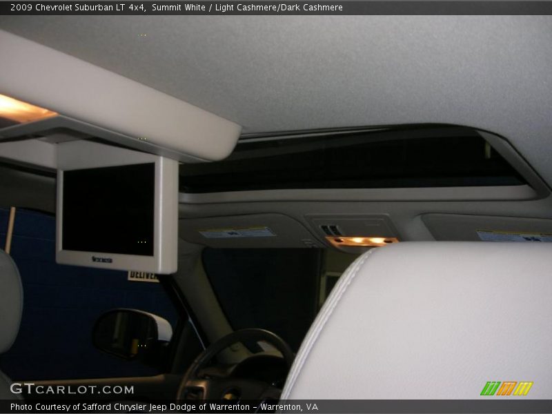 Summit White / Light Cashmere/Dark Cashmere 2009 Chevrolet Suburban LT 4x4