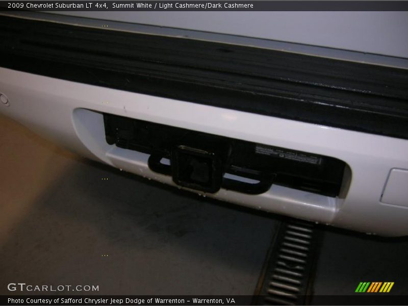 Summit White / Light Cashmere/Dark Cashmere 2009 Chevrolet Suburban LT 4x4
