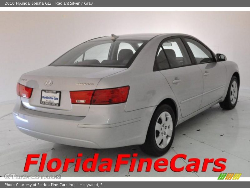 Radiant Silver / Gray 2010 Hyundai Sonata GLS