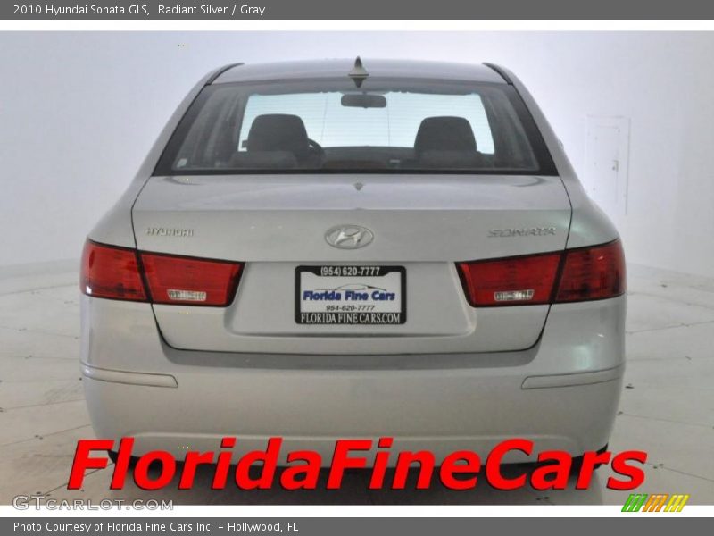 Radiant Silver / Gray 2010 Hyundai Sonata GLS