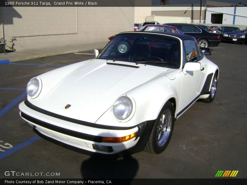 Grand Prix White / Black 1988 Porsche 911 Targa
