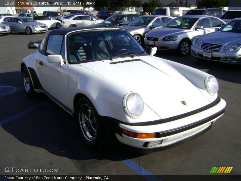 Grand Prix White / Black 1988 Porsche 911 Targa