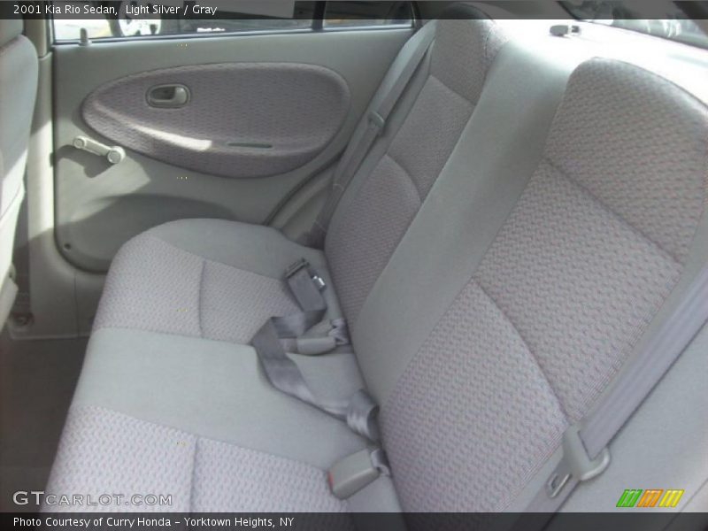 Light Silver / Gray 2001 Kia Rio Sedan
