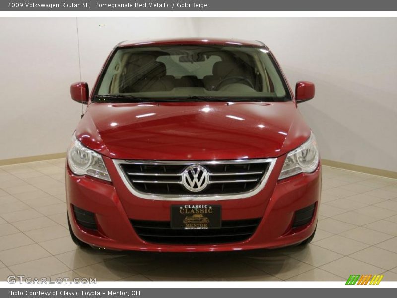 Pomegranate Red Metallic / Gobi Beige 2009 Volkswagen Routan SE