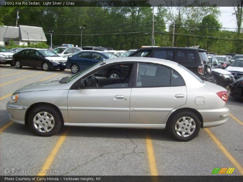 Light Silver / Gray 2001 Kia Rio Sedan