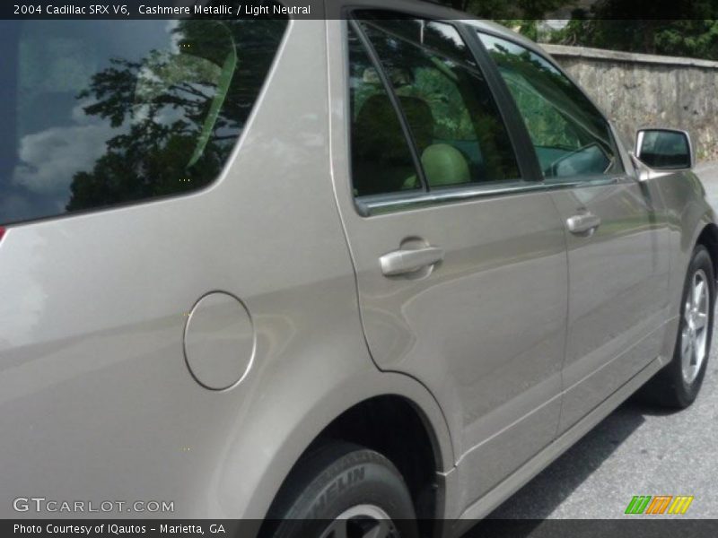 Cashmere Metallic / Light Neutral 2004 Cadillac SRX V6
