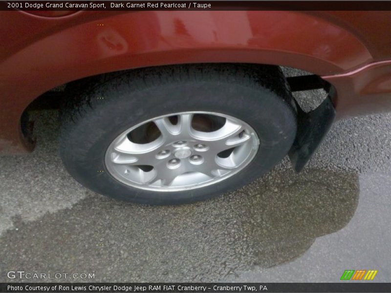 Dark Garnet Red Pearlcoat / Taupe 2001 Dodge Grand Caravan Sport