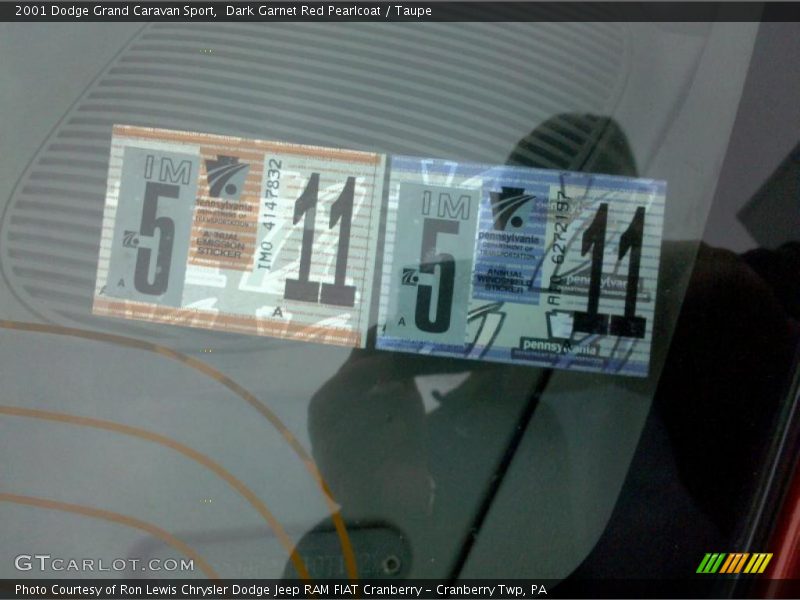 Dark Garnet Red Pearlcoat / Taupe 2001 Dodge Grand Caravan Sport