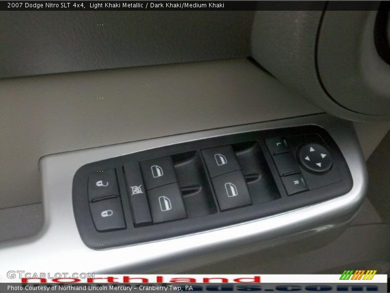 Light Khaki Metallic / Dark Khaki/Medium Khaki 2007 Dodge Nitro SLT 4x4