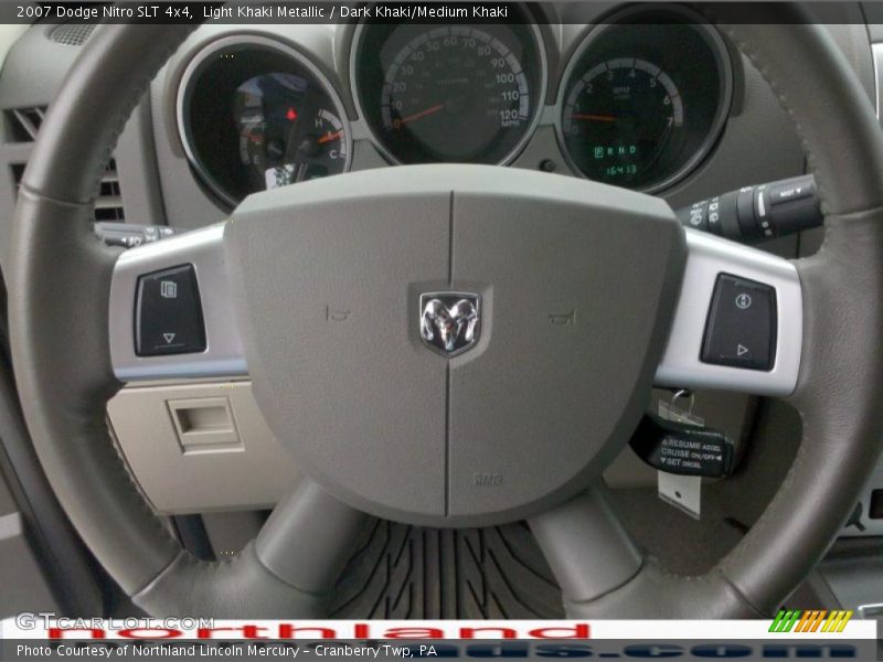 Light Khaki Metallic / Dark Khaki/Medium Khaki 2007 Dodge Nitro SLT 4x4