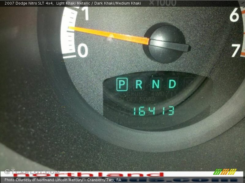 Light Khaki Metallic / Dark Khaki/Medium Khaki 2007 Dodge Nitro SLT 4x4