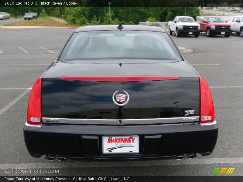 Black Raven / Ebony 2010 Cadillac DTS