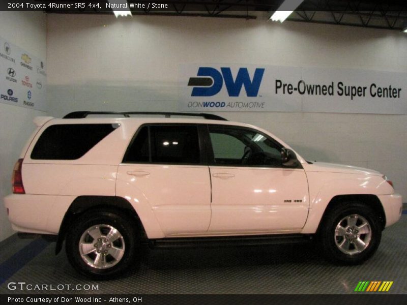 Natural White / Stone 2004 Toyota 4Runner SR5 4x4